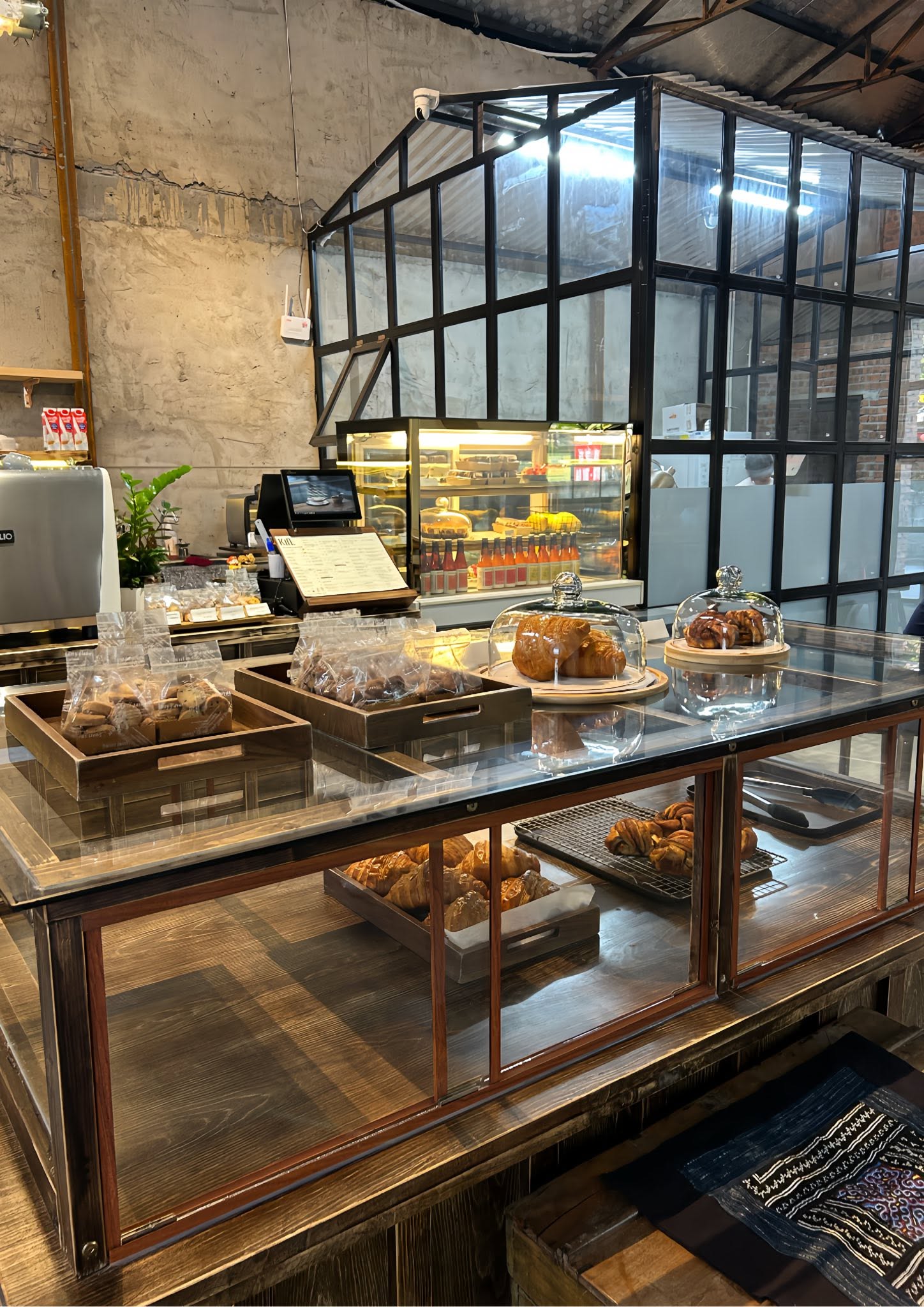 KIN Cafe & Homebakes Da Nang