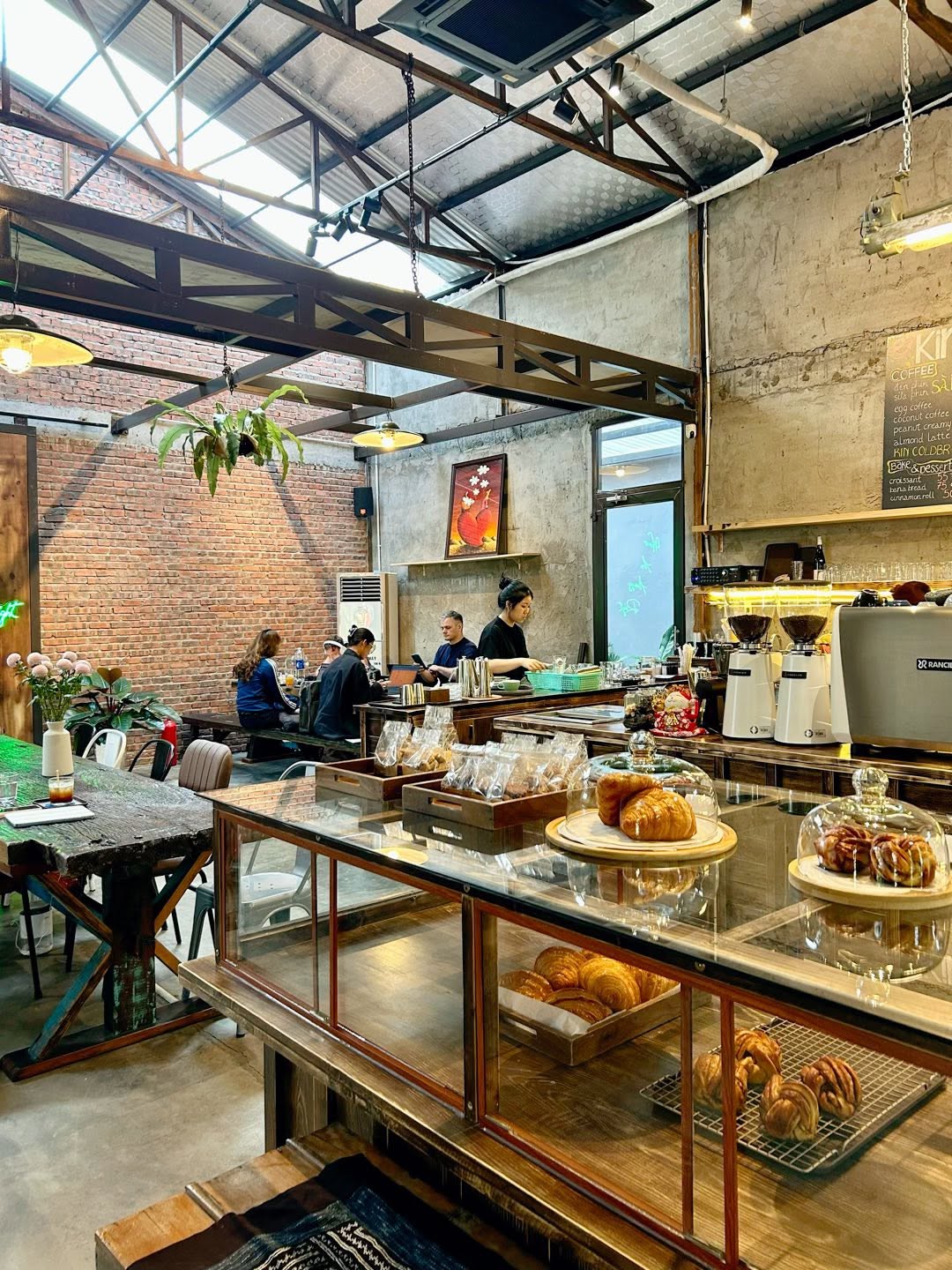 KIN Cafe & Homebakes Da Nang