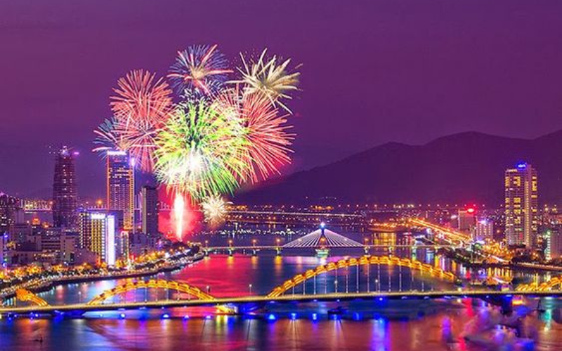 The Da Nang International Fireworks Festival (DIFF 2024)