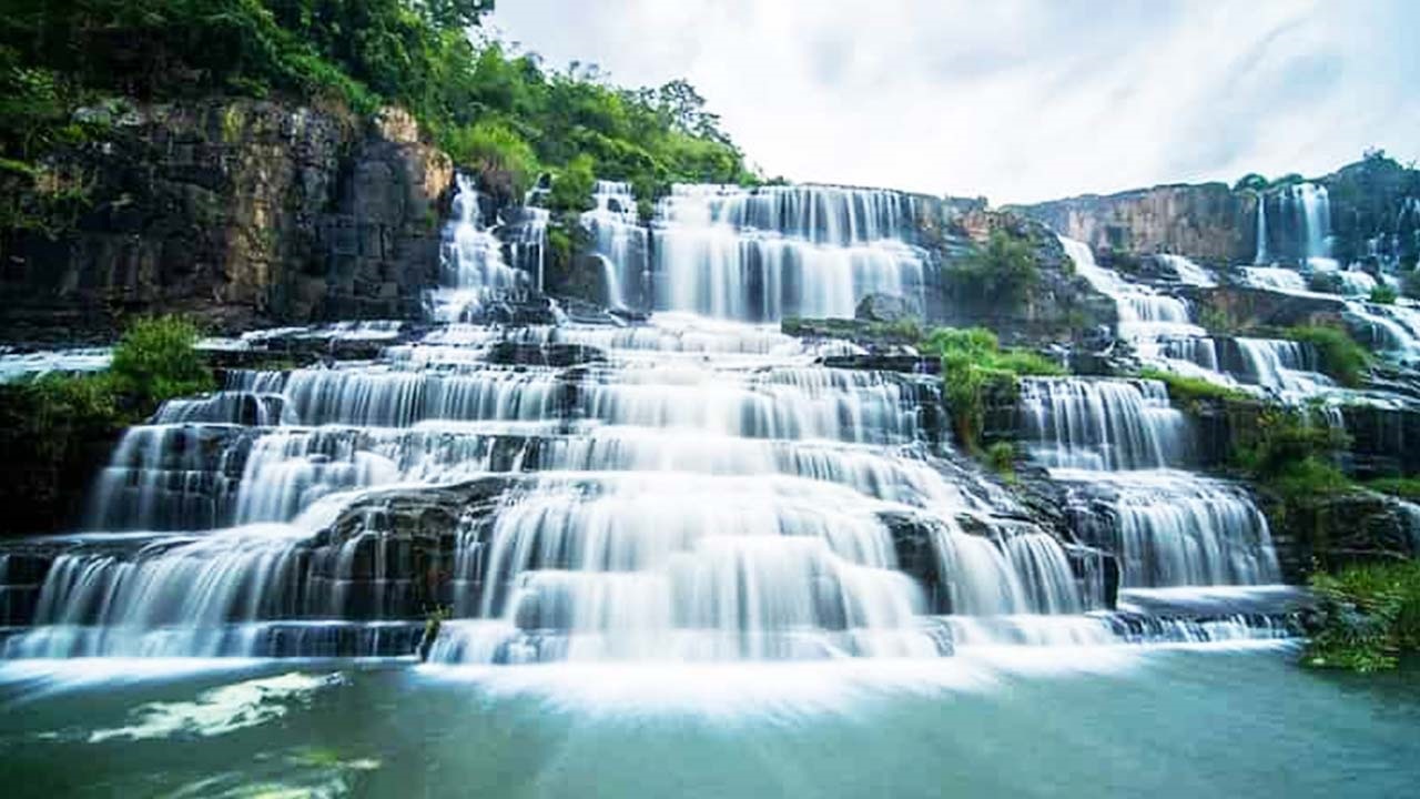 Discovering three waterfalls of Dalat