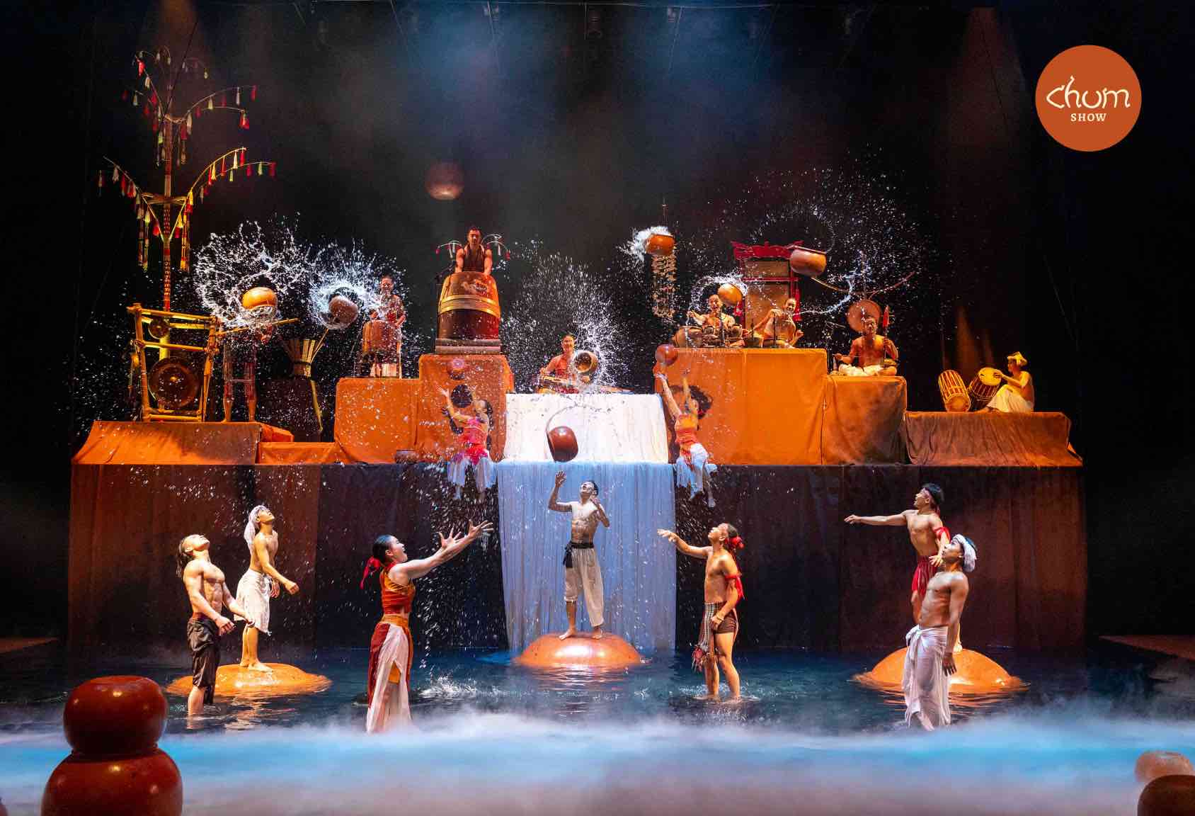 Chum Show &ndash; Nha Hat Do Nha Trang