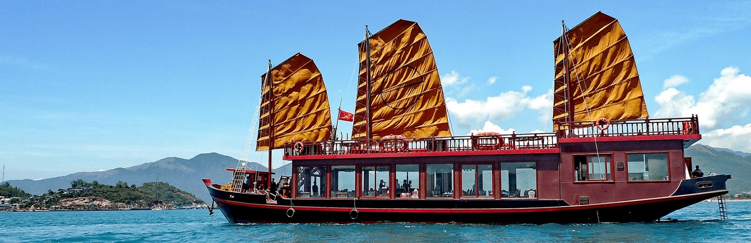 Nha Trang Emperor Cruise Experience 