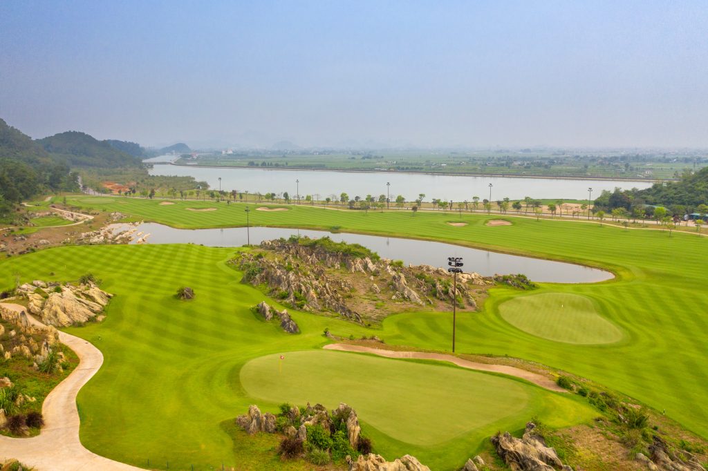 Royal Golf Club (Yen Thang Golf)