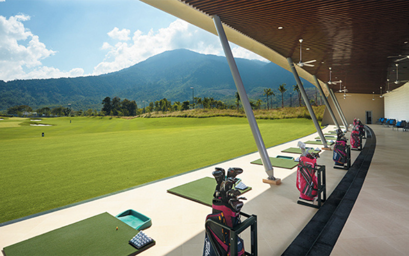 5 golf driving ranges in Ha Noi 2024