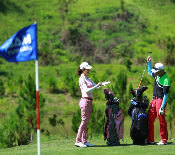 Sacom Tuyen Lam Golf Club