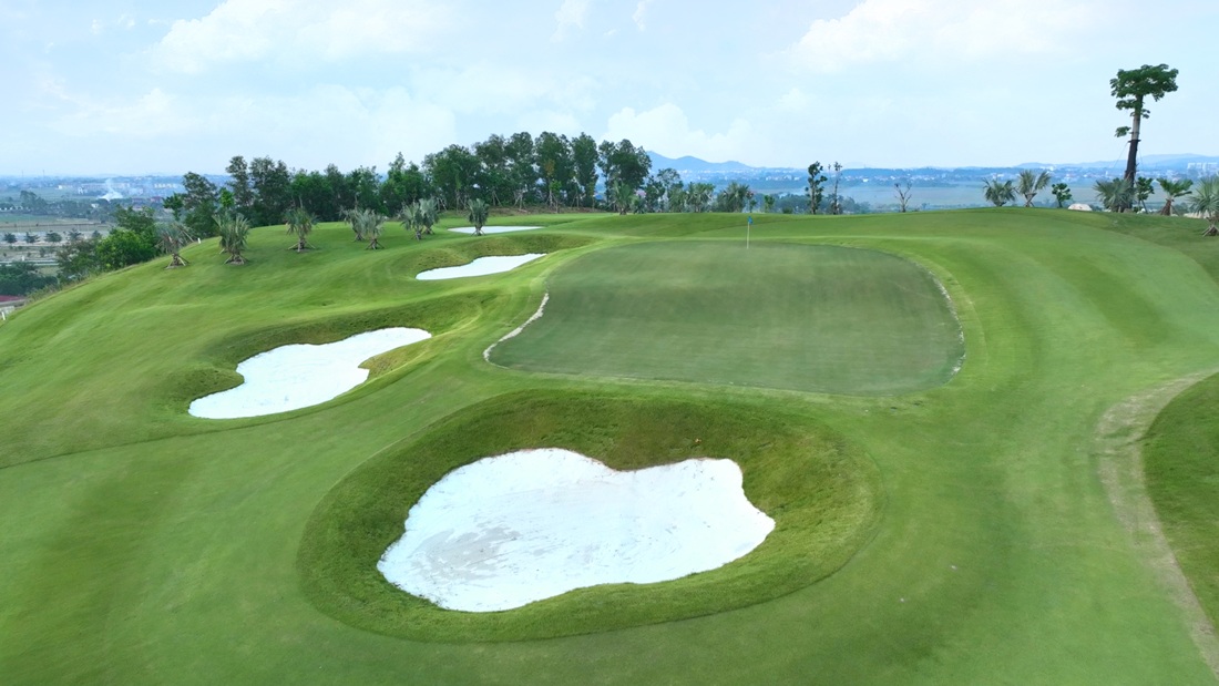 Stone Highland Golf & Resort