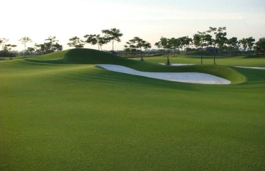Van Tri Golf Course
