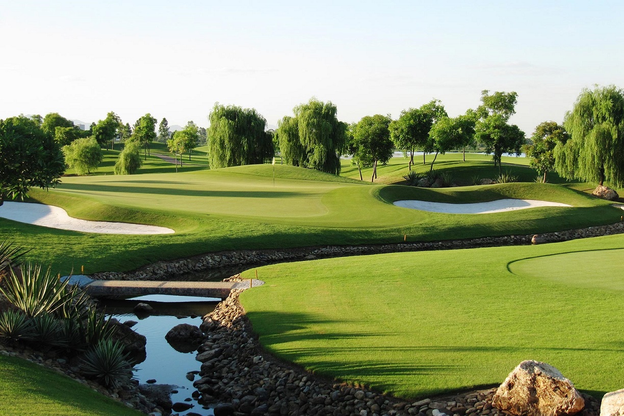 Van Tri Golf Course