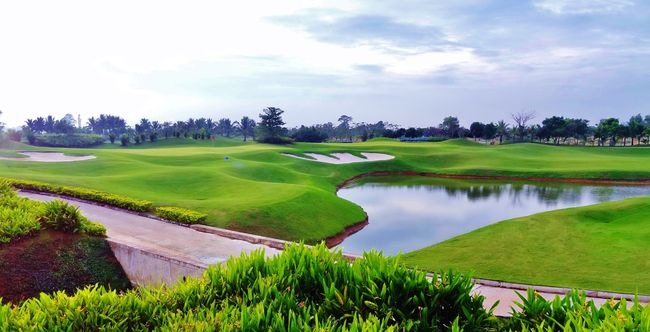 Royal Island Golf & Villas (Mekong Golf)