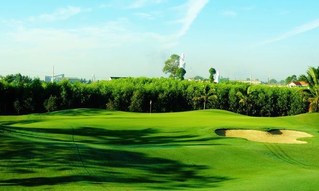Royal Island Golf & Villas (Mekong Golf)