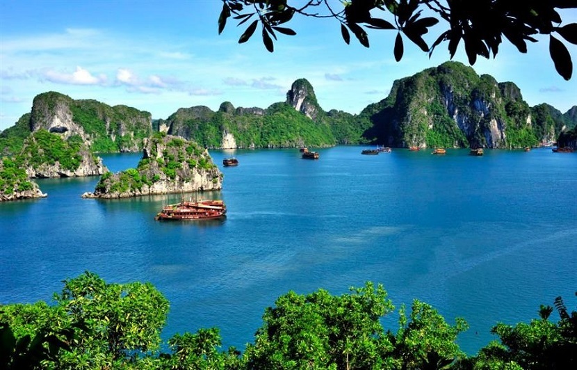 5 days to Hanoi - capital of Vietnam and Ha Long Bay world heritage site