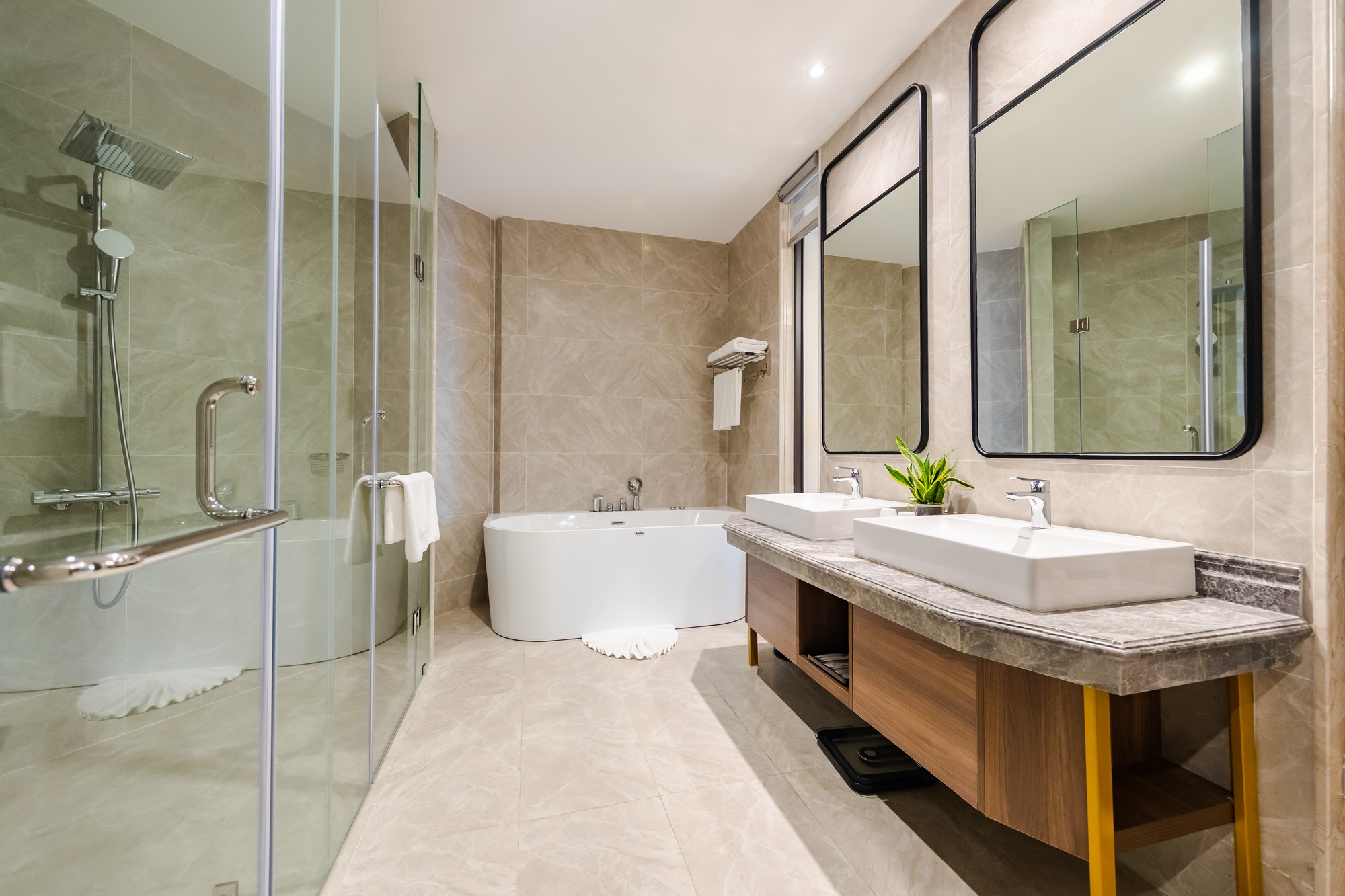 Muong Thanh Luxury Ha Long Centre