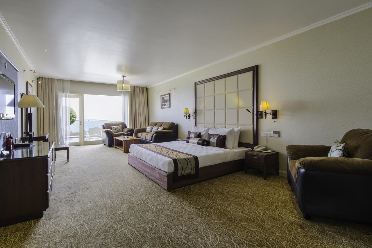 [Stay & Play] Sea Links Beach Hotel + Sea Links Golf And Country Club