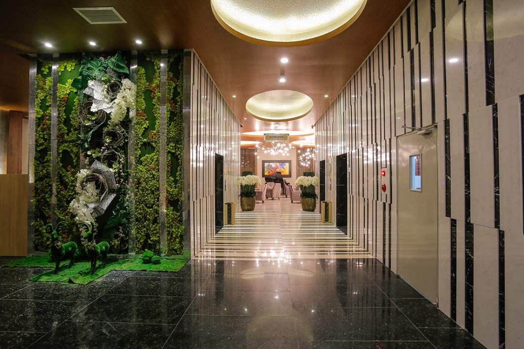 [Stay & Play] Muong Thanh Saigon Centre Hotel + Tan Son Nhat Golf Course