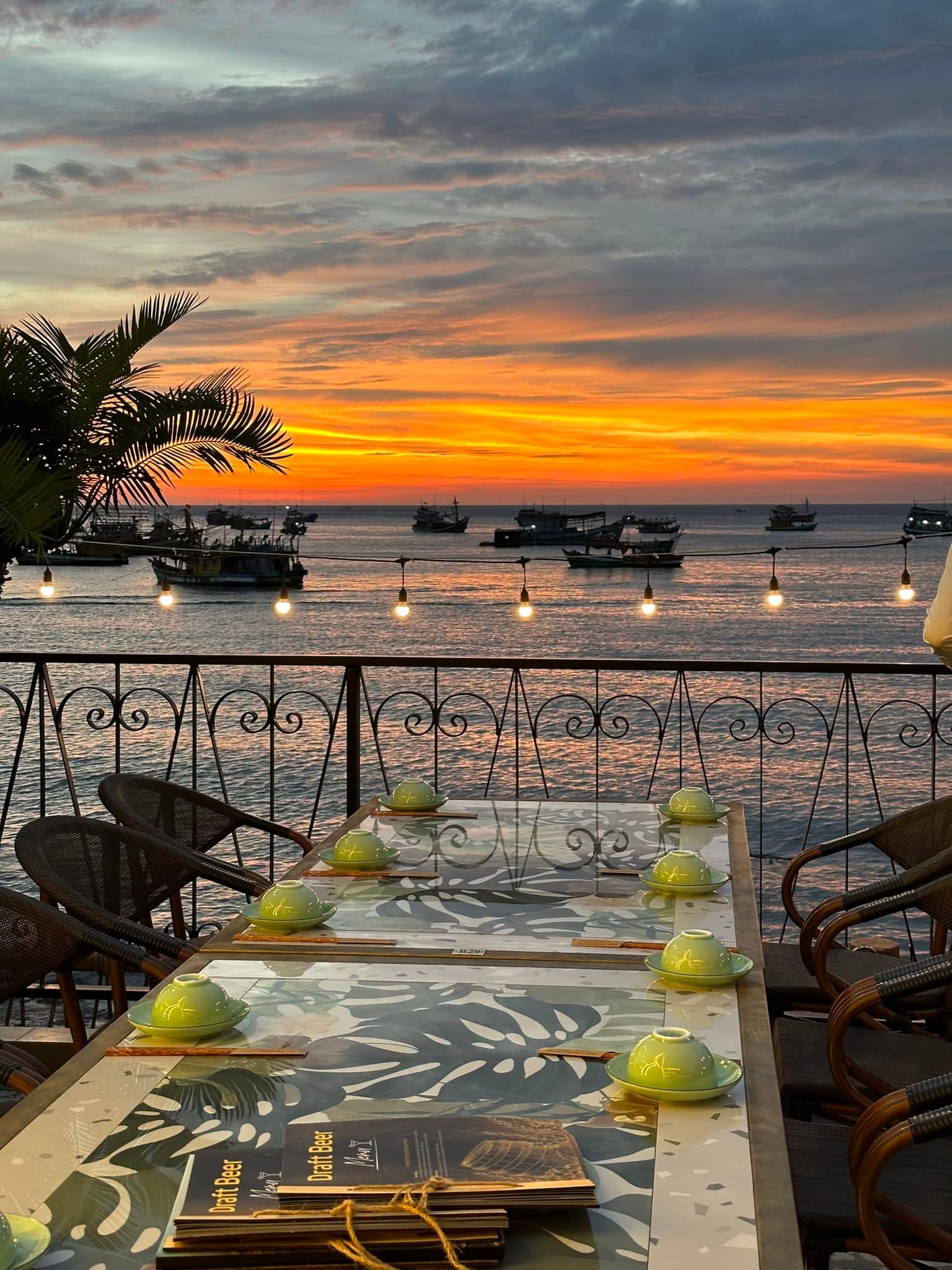 Draft Beer Sunset Town Phu Quoc
