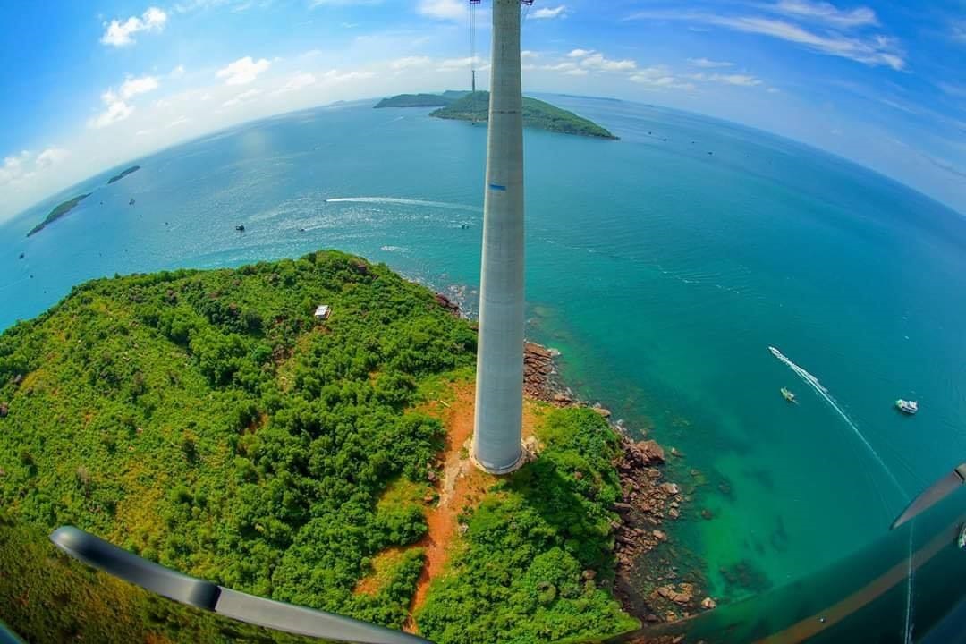 Phu Quoc Cable Car Trip - Cable Car, Aquatopia Water Park & 4 Island Trip By Speed Boat