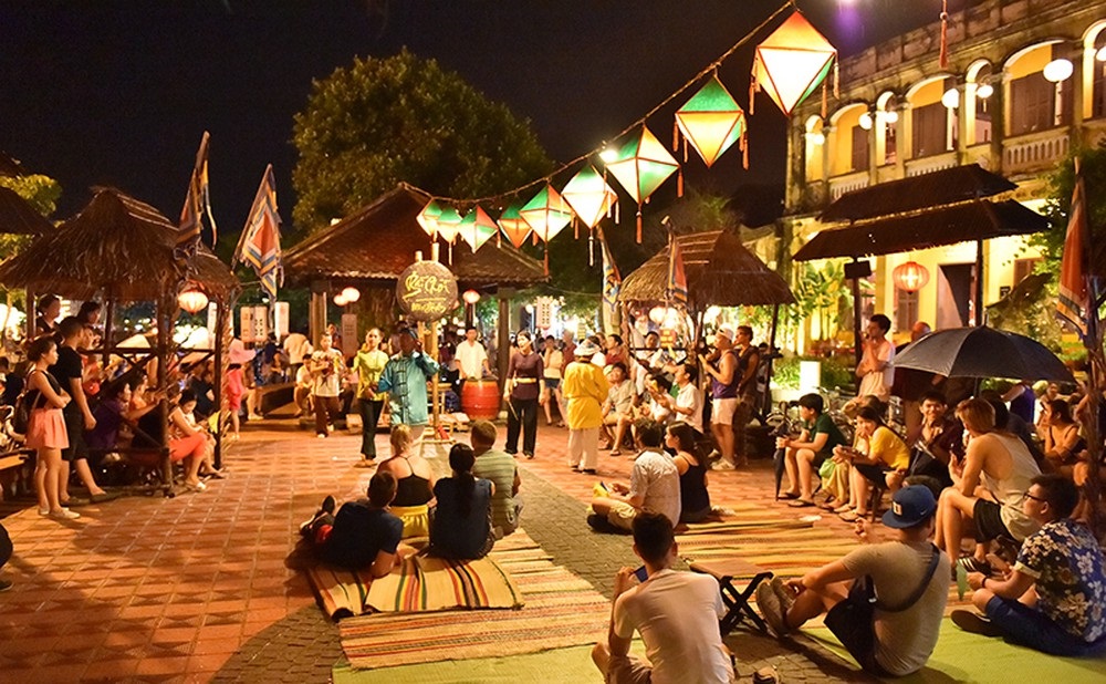 The art of bai choi singing in Central Vietnam